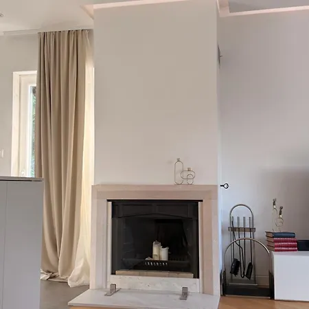 Appartement Modern Elegance With Garden And Private Parking Split